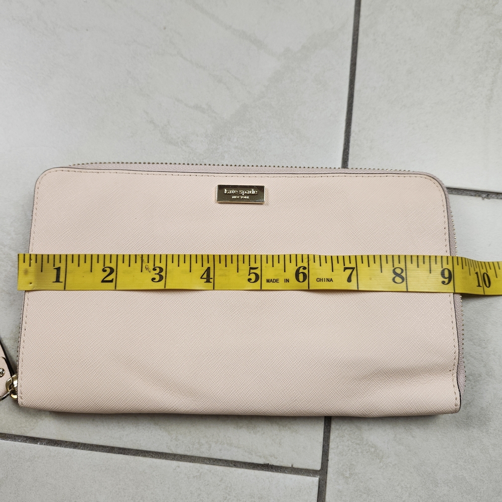 kate spade New York talla newbury lane Oversize Leather Travel Wallet Pale Blush - Picture 15 of 17